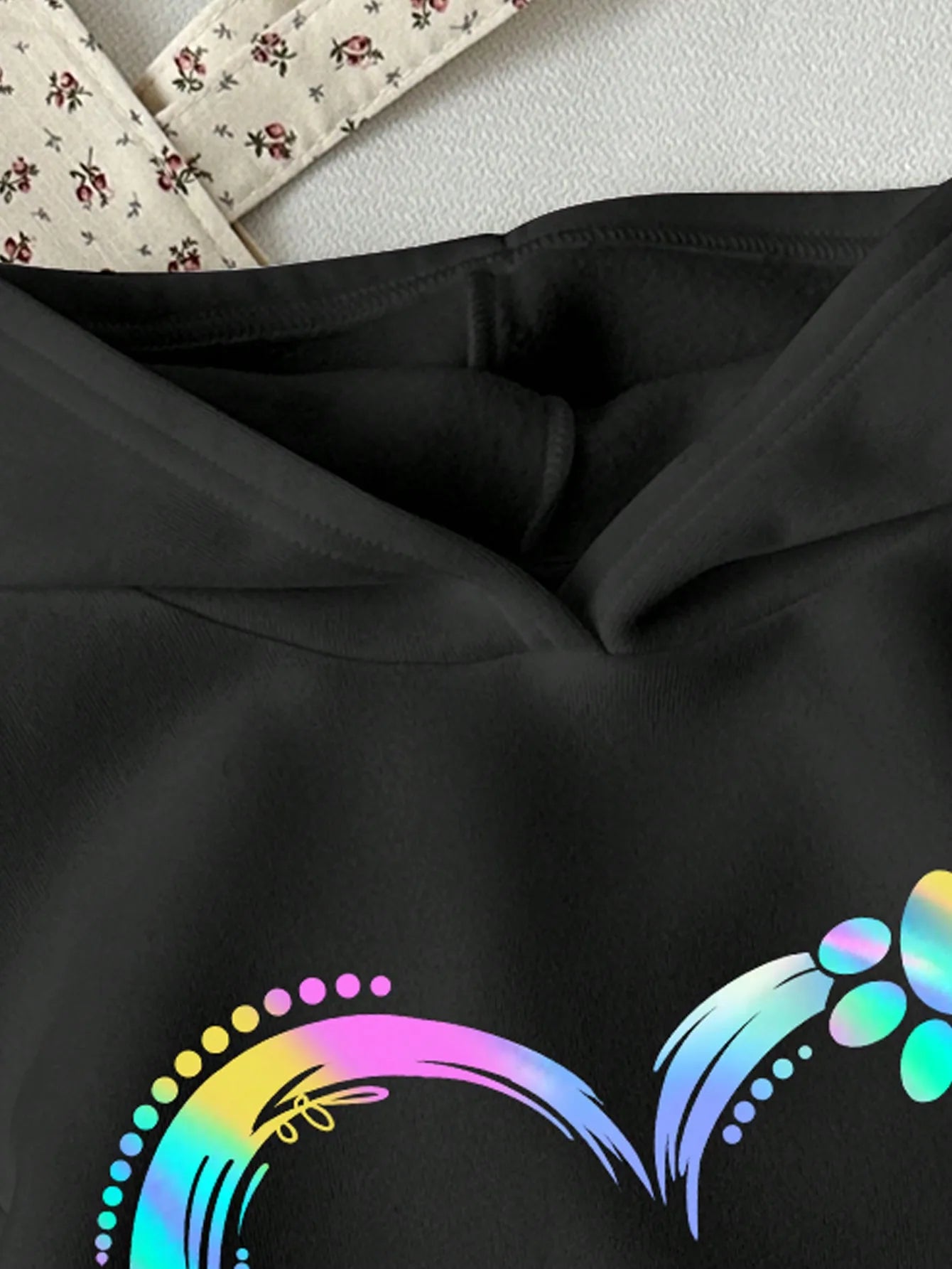 Black Loose Fit Hoodie with Iridescent Heart & Paw Print Graphic for Girls