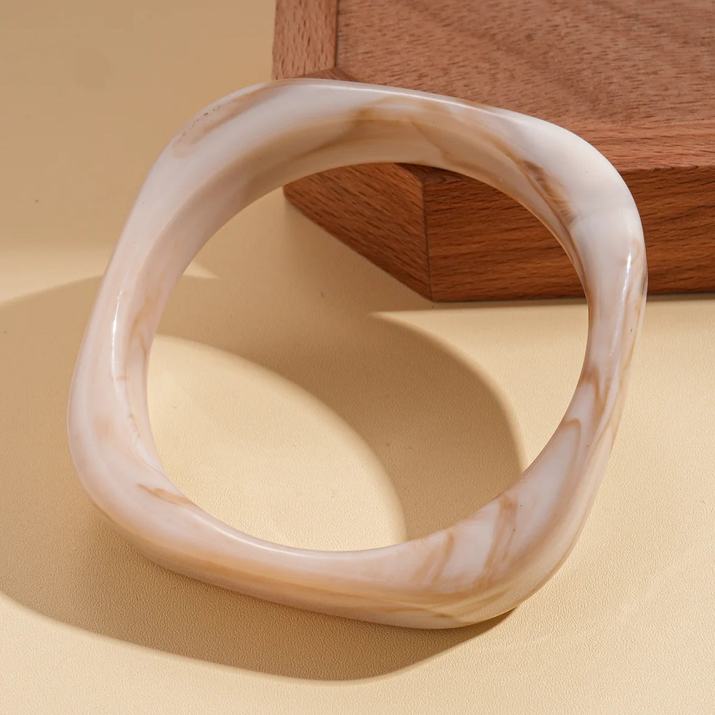 Irregular Resin Bracelet, Niche, Simple, Retro Style, Bracelet with Unique Temperament, Stylish Design, Unique Hand Jewelry,