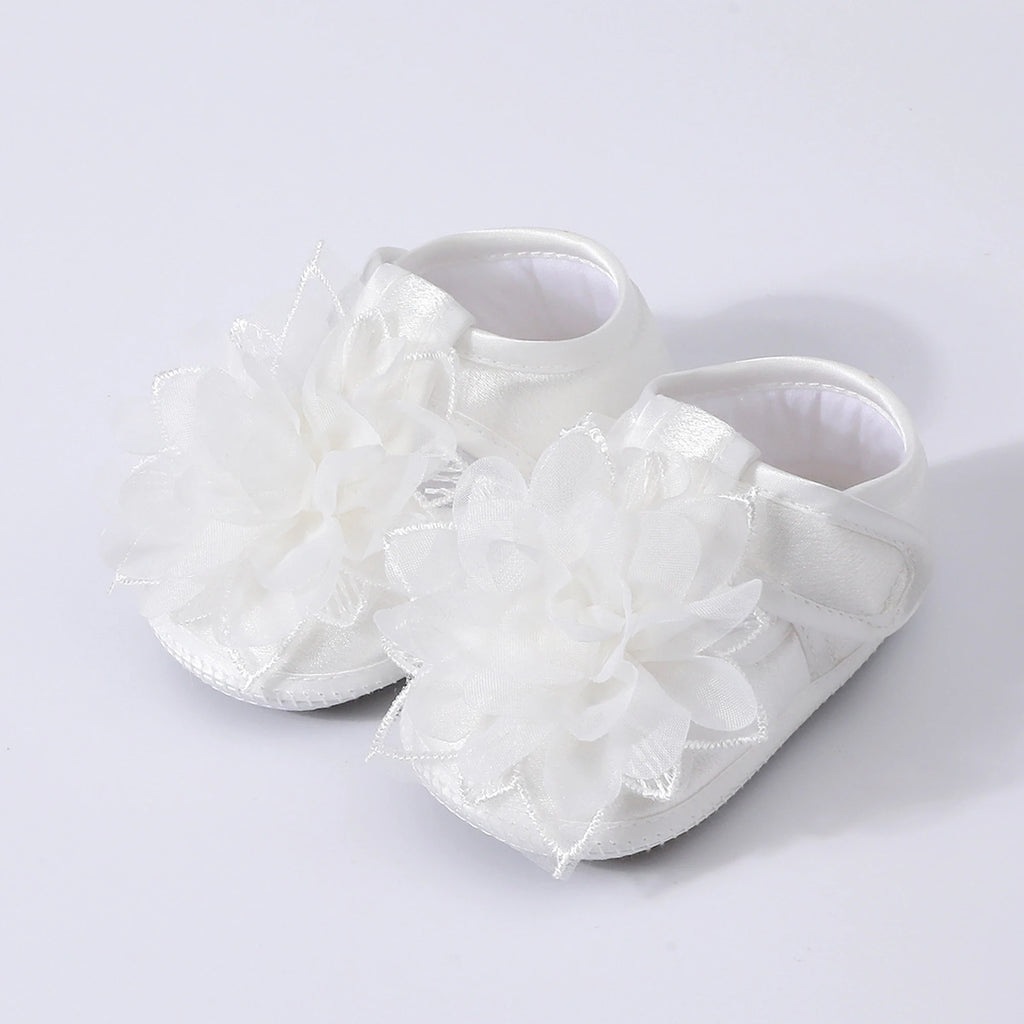 Adorable Baby Girl Floral Print Slip-On Shoes with Soft Soles and Design for Infant Toddler s First Steps and Playtime