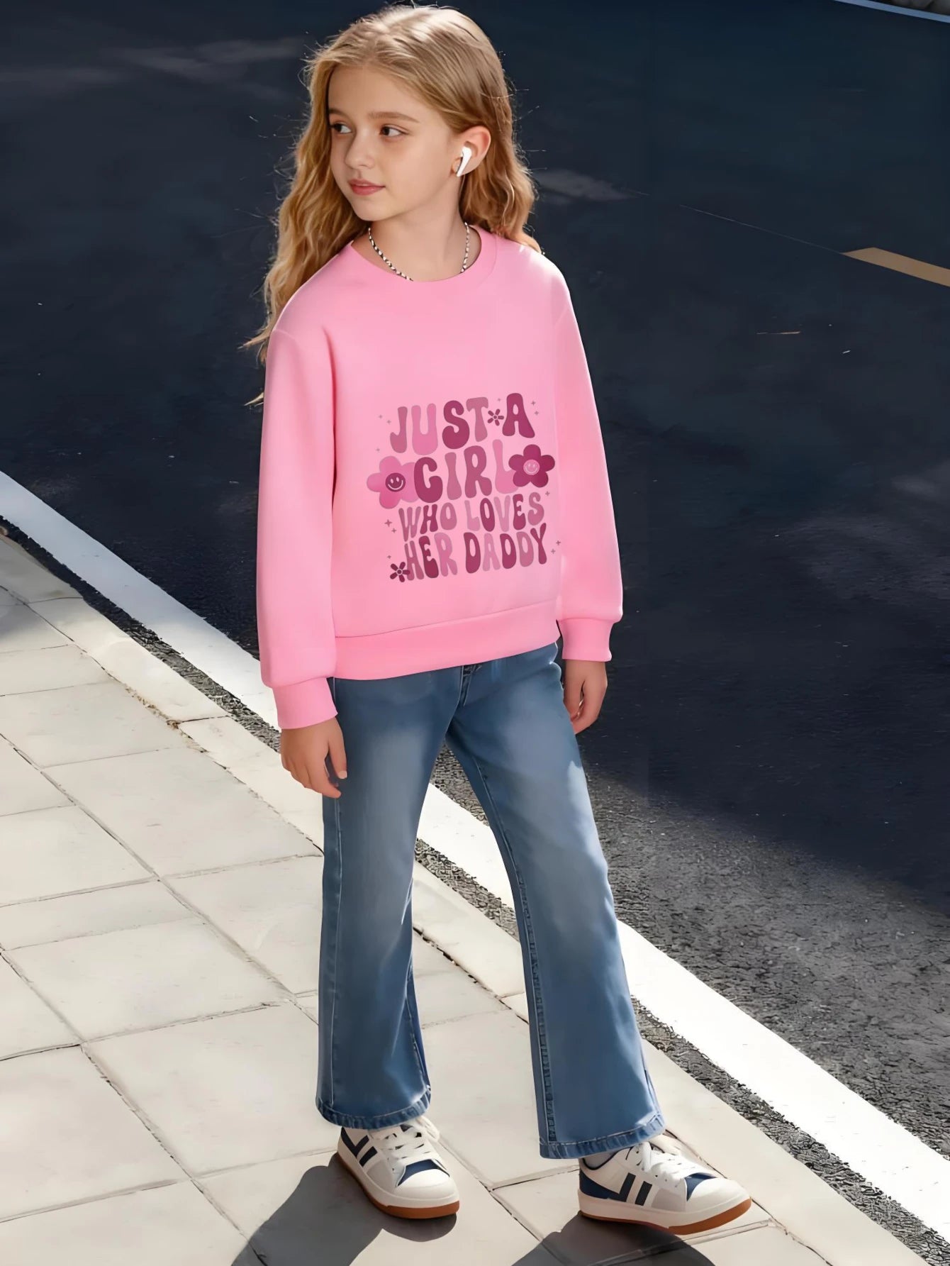 Kids Crew Neck Sweatshirt JUST A GIRL WHO LOVES HER DADDY Text With Pink Flower Star Graphic White Pullover For Girls