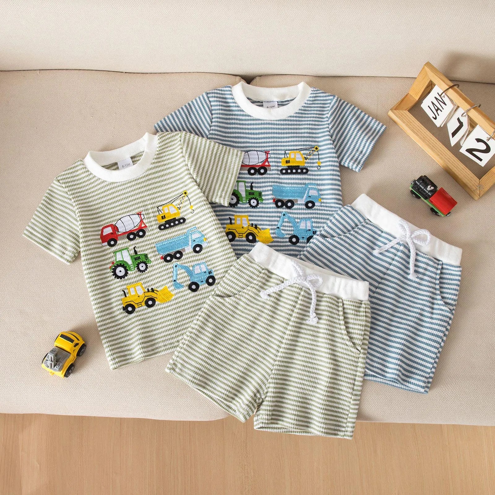 Childrens Comfortable Breathable Shorts Set Boys Cute Truck Print Short Sleeved Two Piece Set Baby Girl Boy Clothes Set