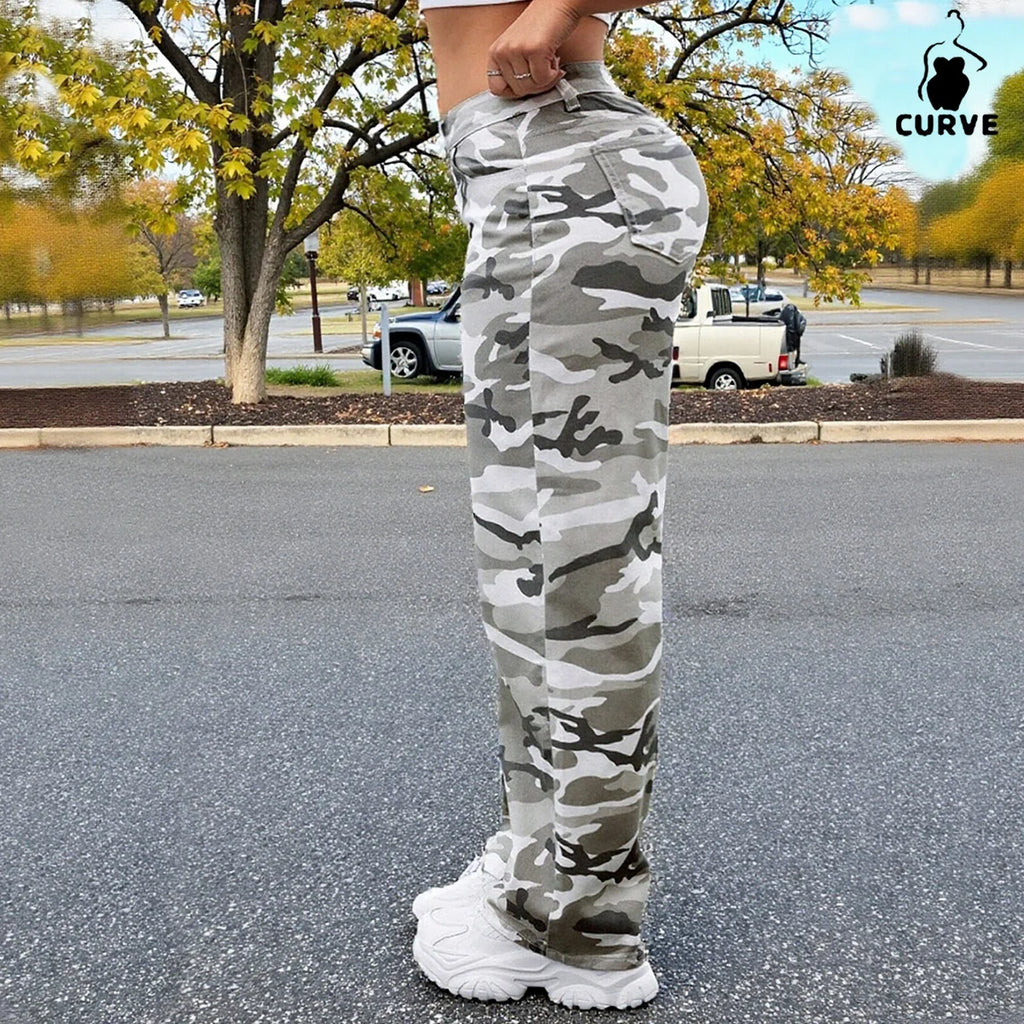 Plus-Size Women's Camo Relaxed-Fit Denim Jeans - Versatile for Casual Wear, Retains Shape Well