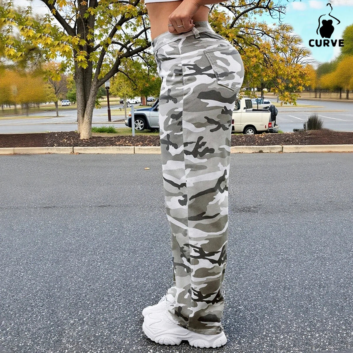 Plus-Size Women's Camo Relaxed-Fit Denim Jeans - Versatile for Casual Wear, Retains Shape Well