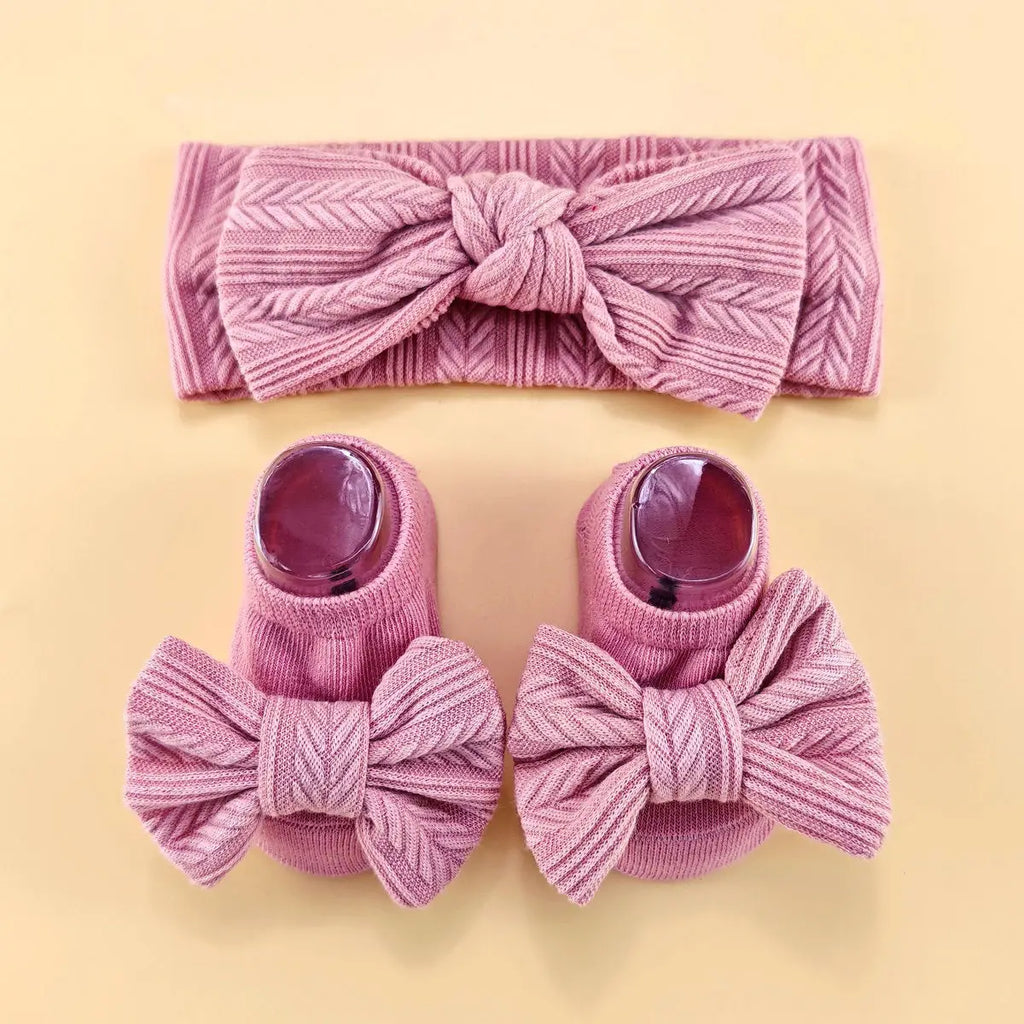 4pcs/set Newborn baby hat with headband gloves socks set Infant Felt Cute Bow Headwraps Baby Gloves Socks 0-6M Beanies